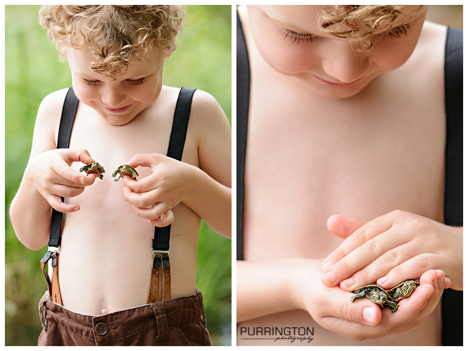 boy with baby turtles